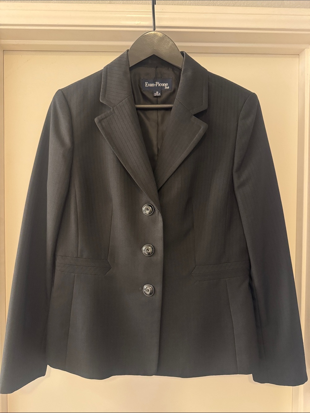 Evan Picone Black Pinstripe Women's Notch-Lapel Blazer